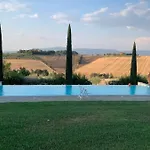 Il Noce Peaceful Tuscan Haven With Pool And Views Tatil Evi *